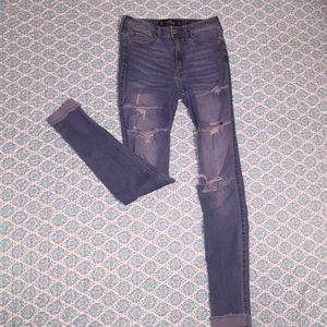 Hollister High-Rise Super-Skinny classic stretch